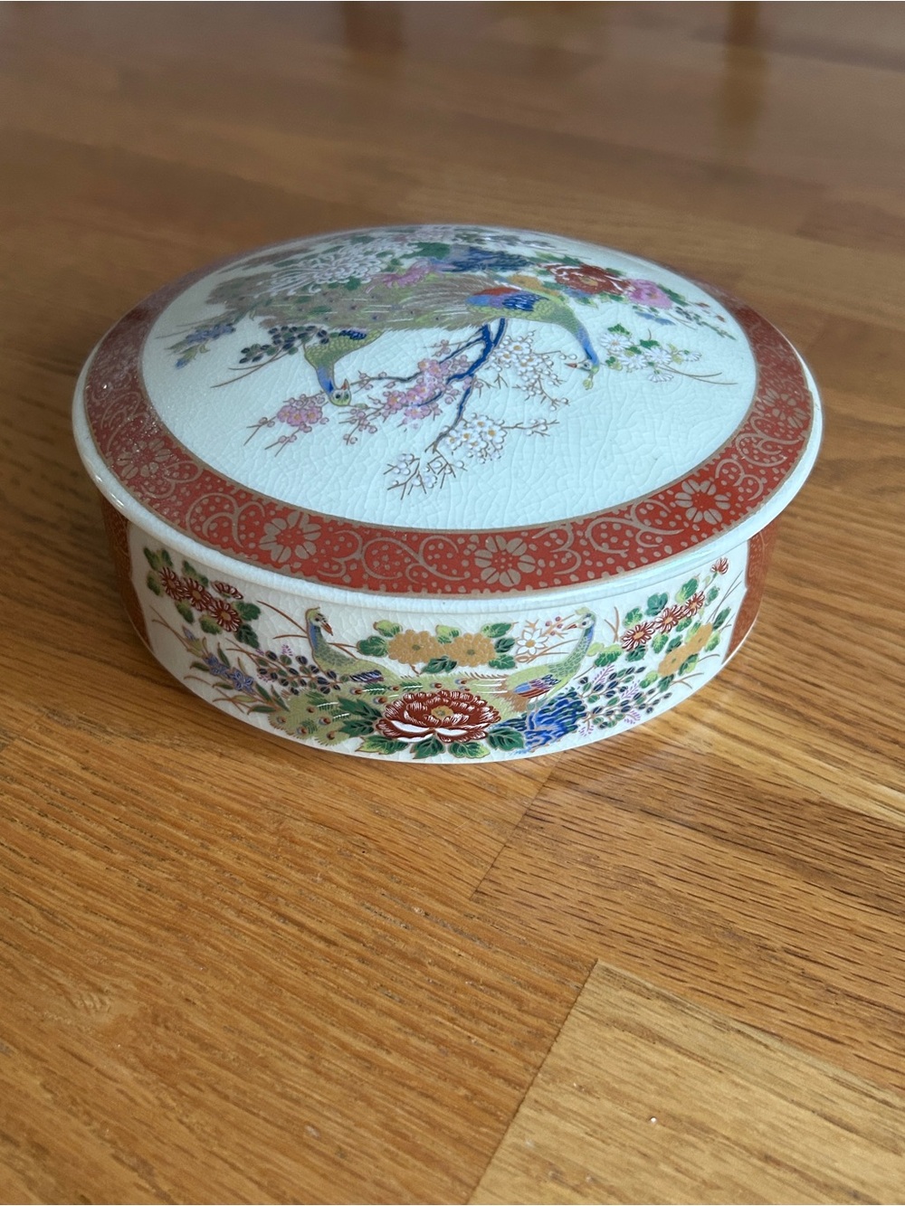 Vintage Japanese Satsuma Porcelain bowl with lid
